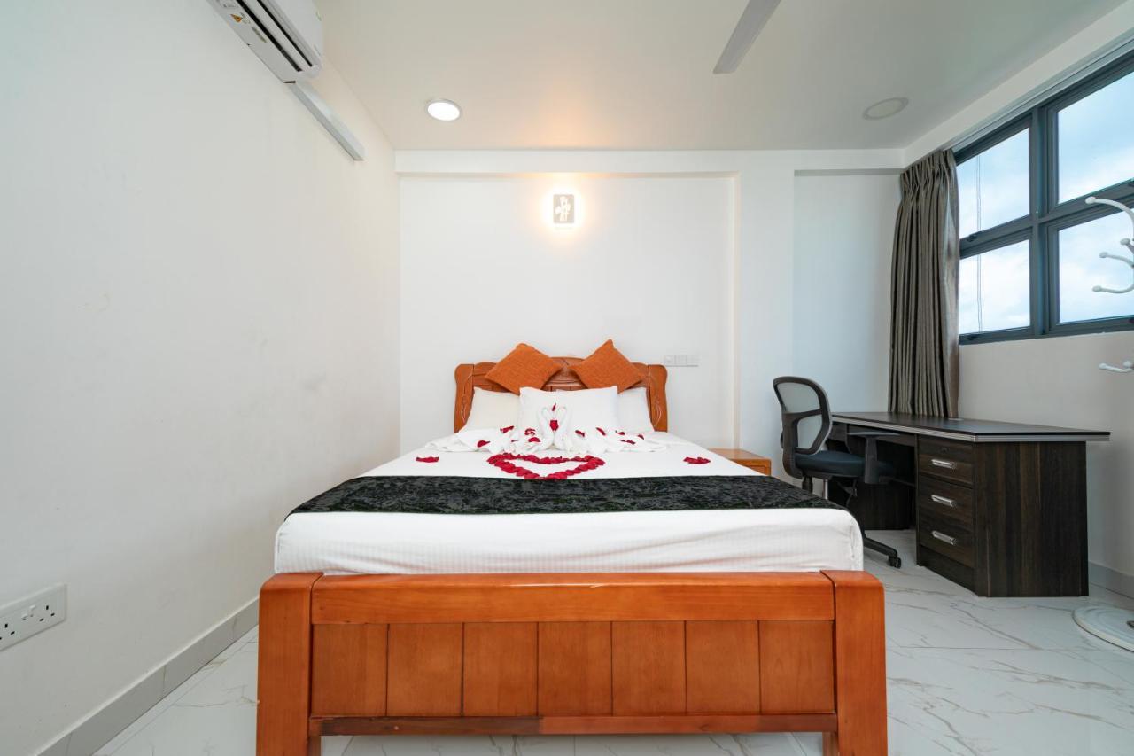 White Beach Holiday At Hulhumale' ภายนอก รูปภาพ